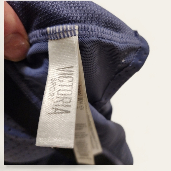 Victoria Sport Lightweight Strappy Padded Sports Bra -‎ 34DD - Blue - Picture 4 of 4